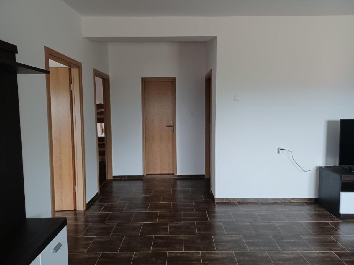 Apartman Milanko Muskovci Exterior photo