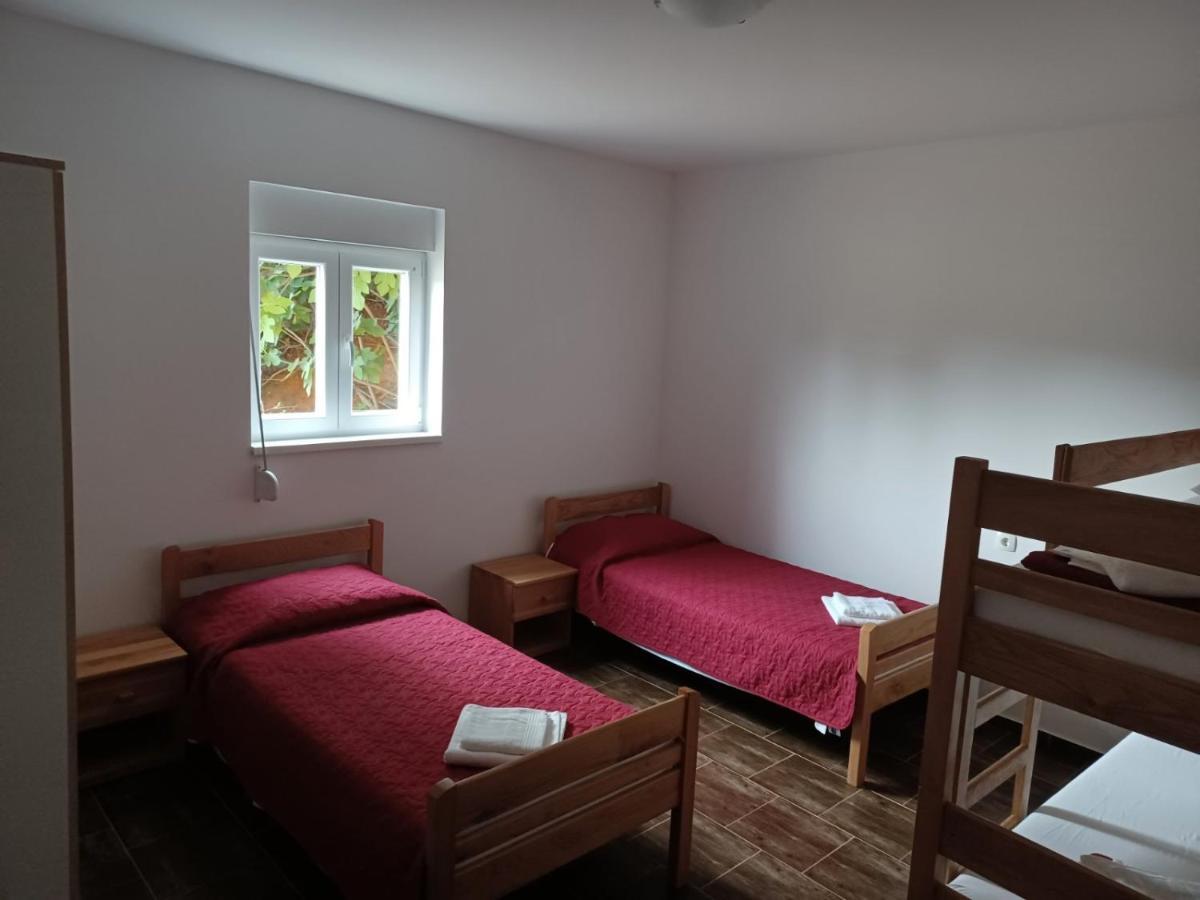 Apartman Milanko Muskovci Exterior photo